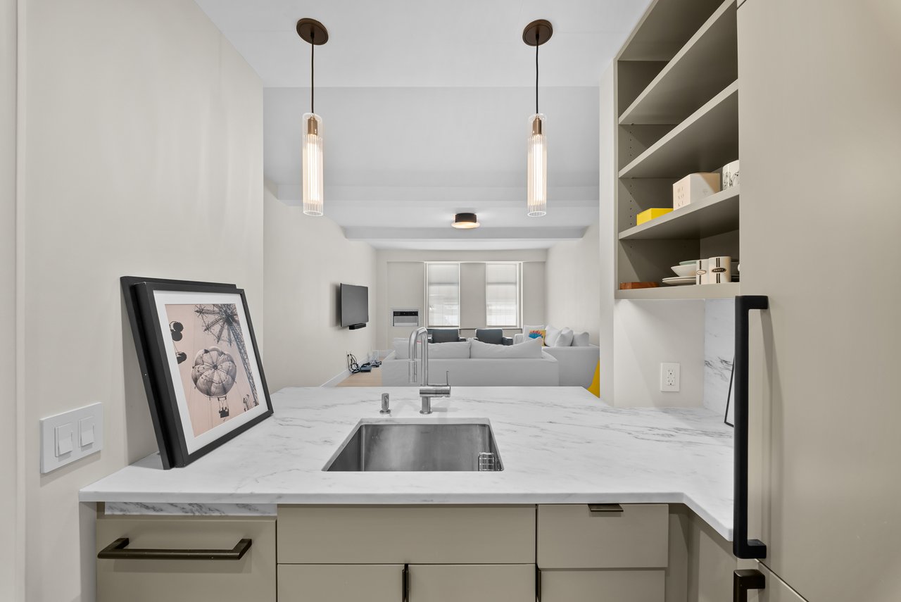 470 West 24th Street, New York, NY 10011
