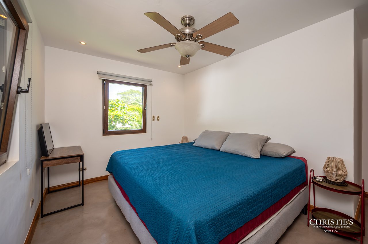Casa Rosa | A Seaside Escape with a detached Casita in Playa Avellanas