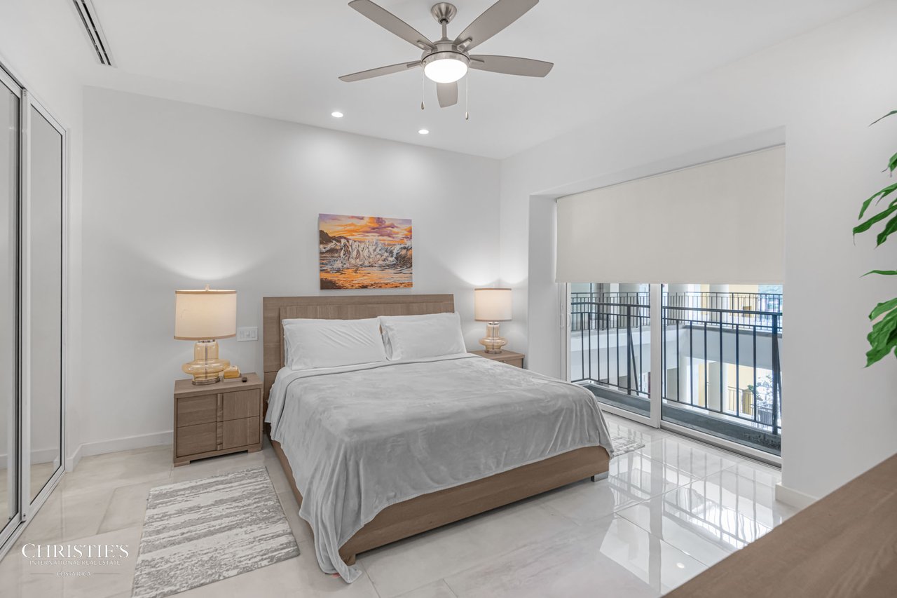 Vista Las Palmas – Executive Oceanfront Penthouse 11B