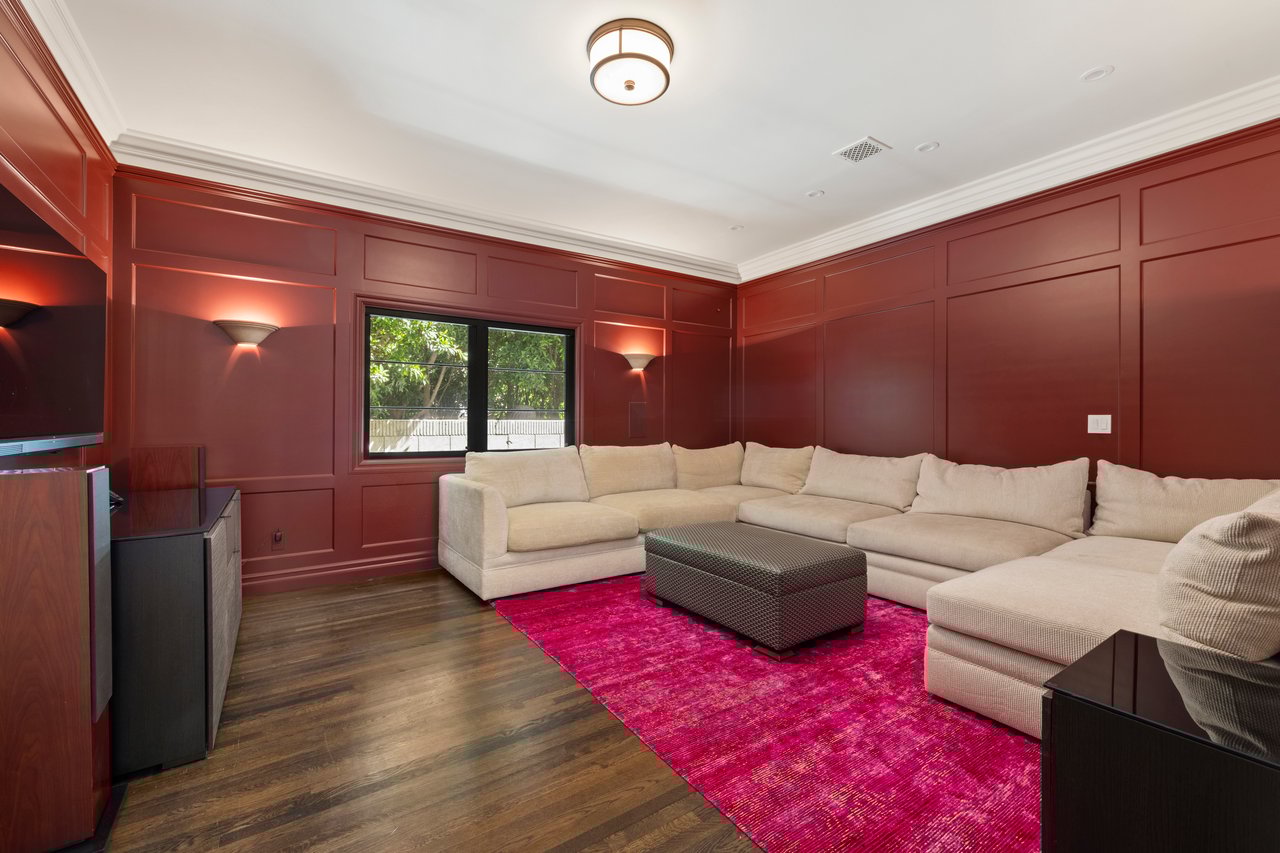 2325 Duxbury Cir