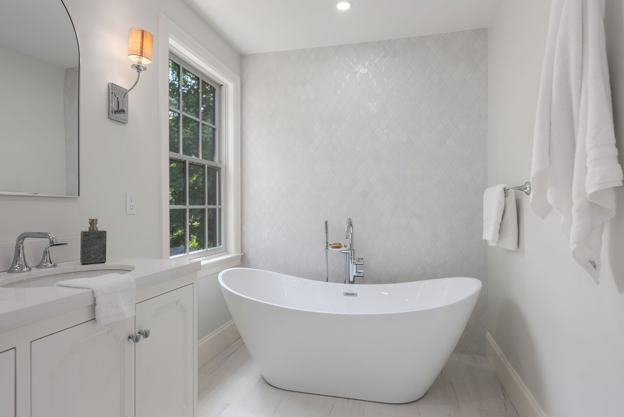 26 Bittersweet Lane, Weston, MA 02493