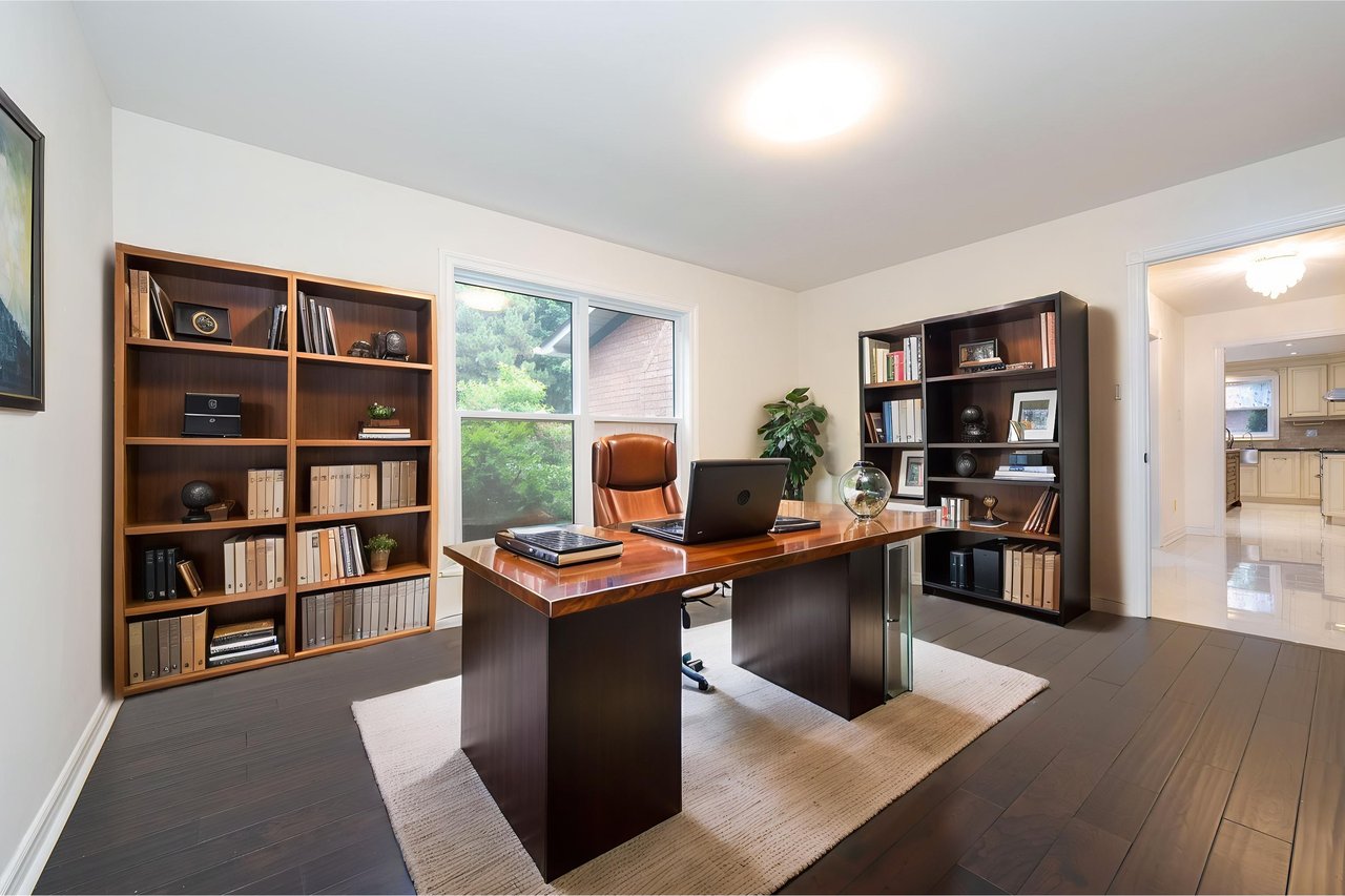 39 Montclair Rd