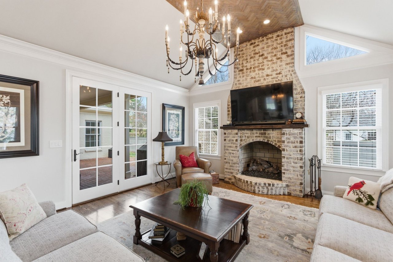 817 Montclair Drive