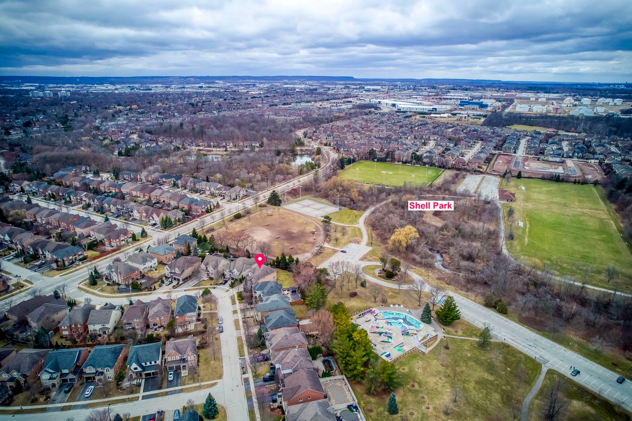169 Spring Azure Cres