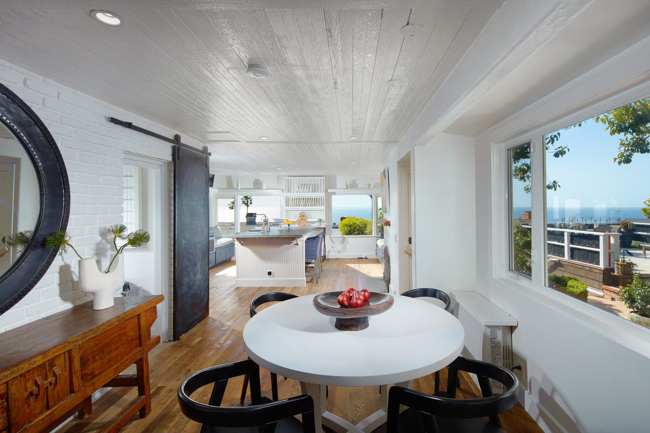 2972 Rounsevel Terrace