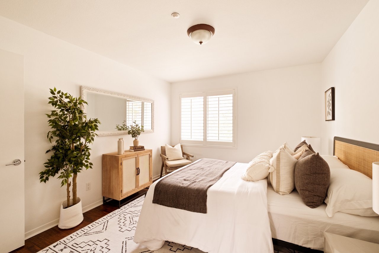 1212 Ocean Park Boulevard #2, Sunset Park