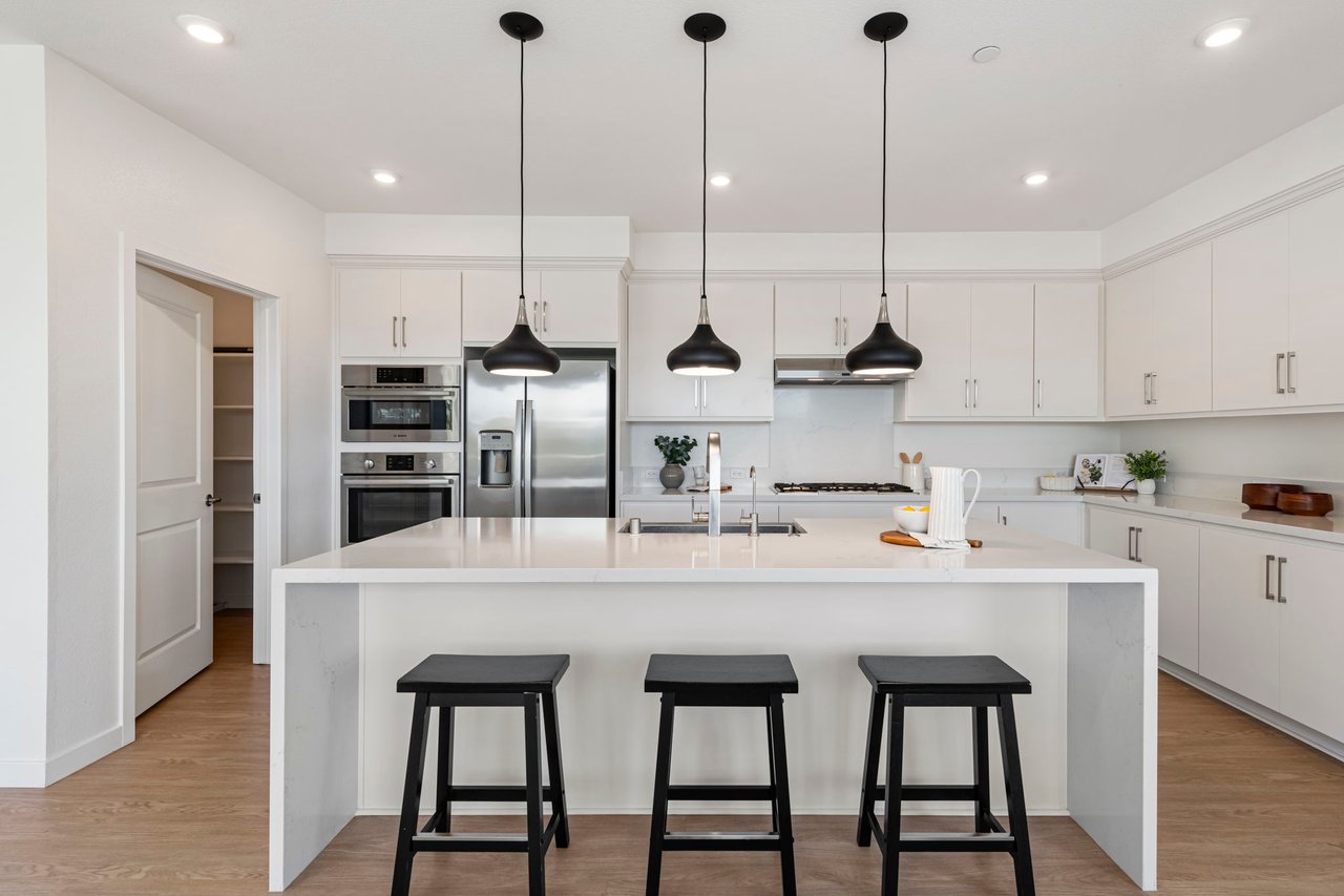5690 Metrose Ct #302