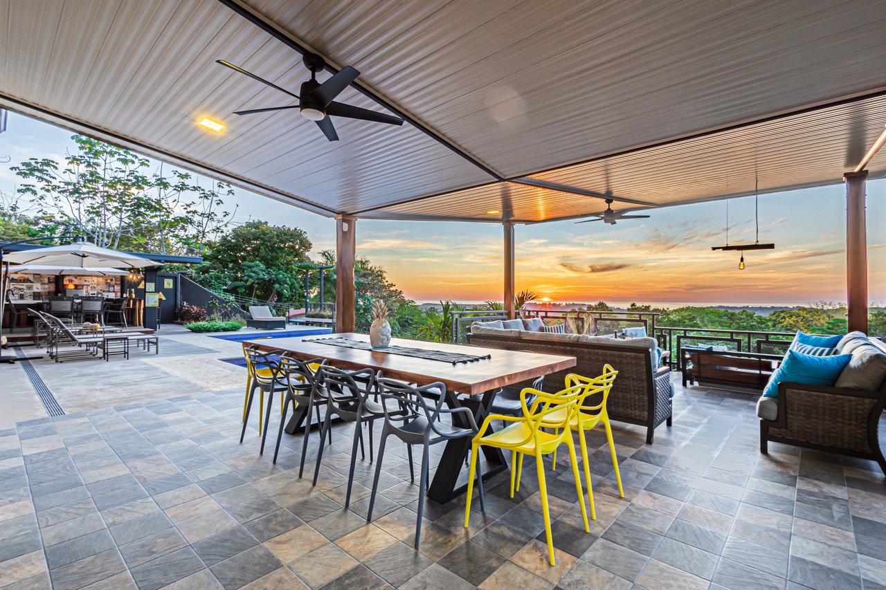 MK Residence Contemporary Oceanview Home