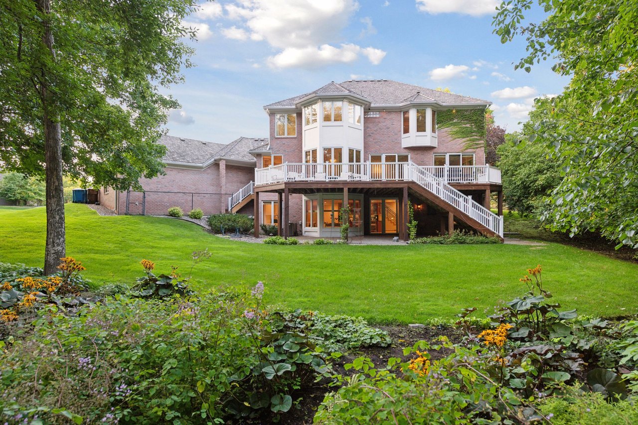 2487 Crowne Hill Road, Minnetonka