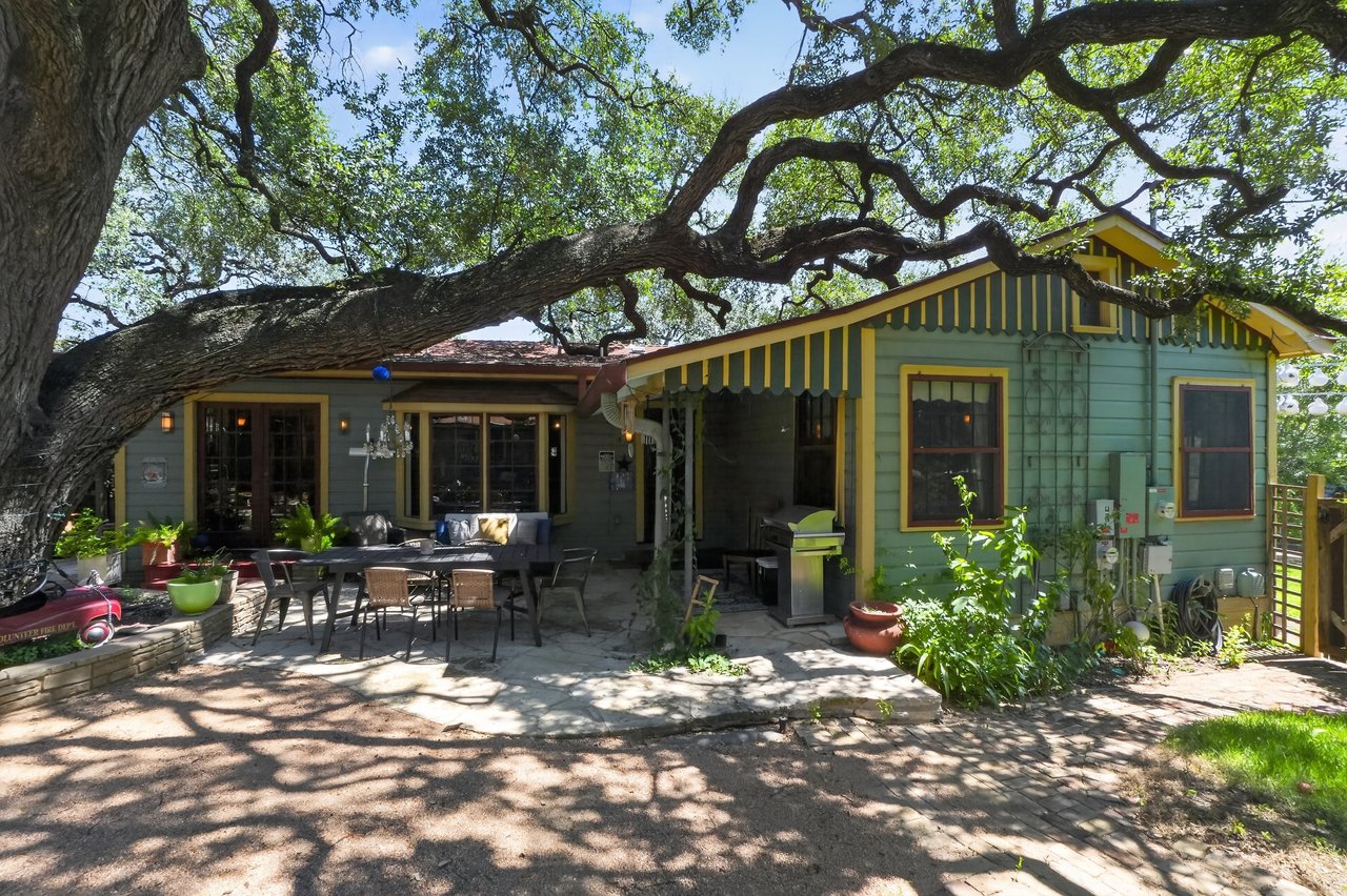 South Congress Luxury Compound for Lease
