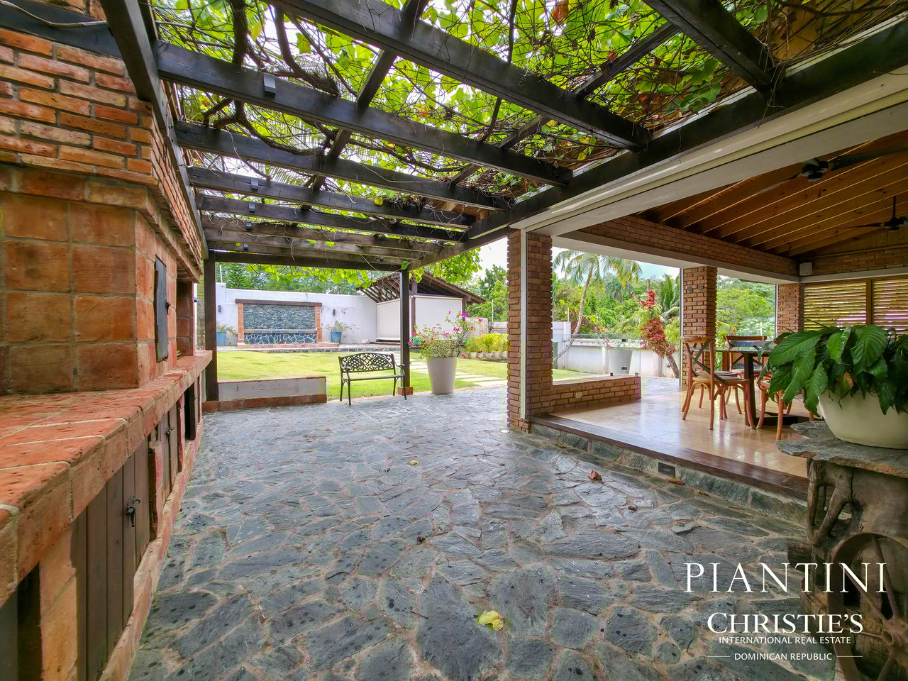 Casa Brava, Arroyo Hondo