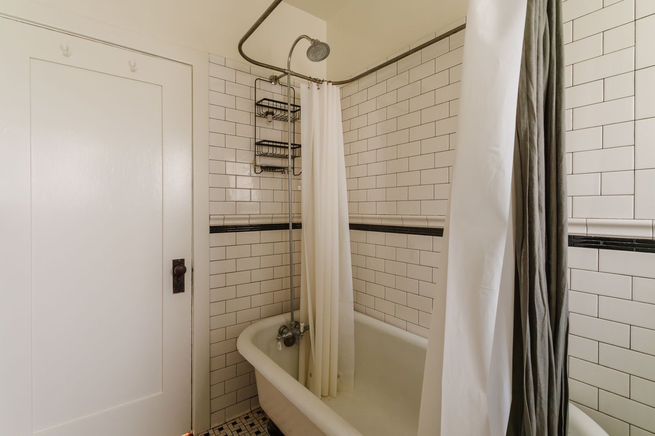 201 N Avenue 52 in Highland Park