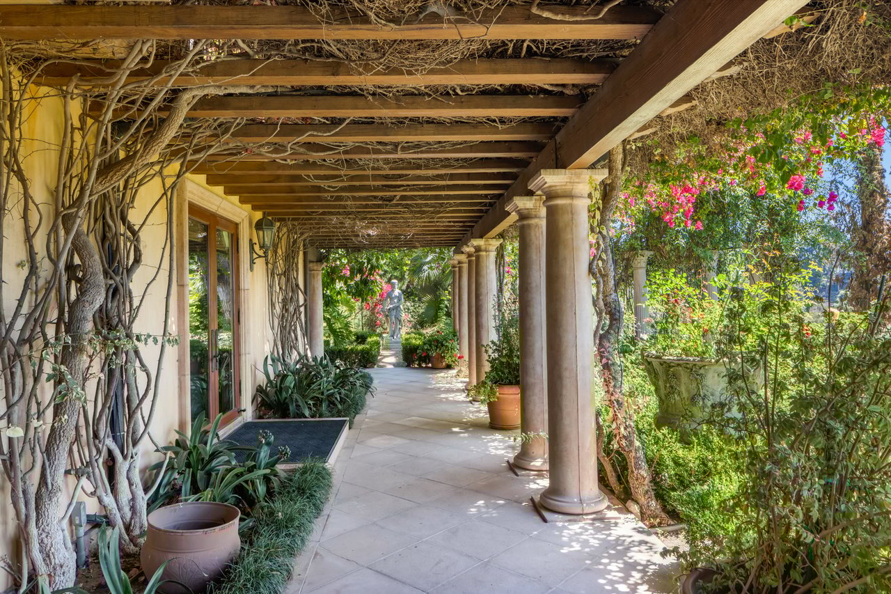 1005 Bel Air Ct