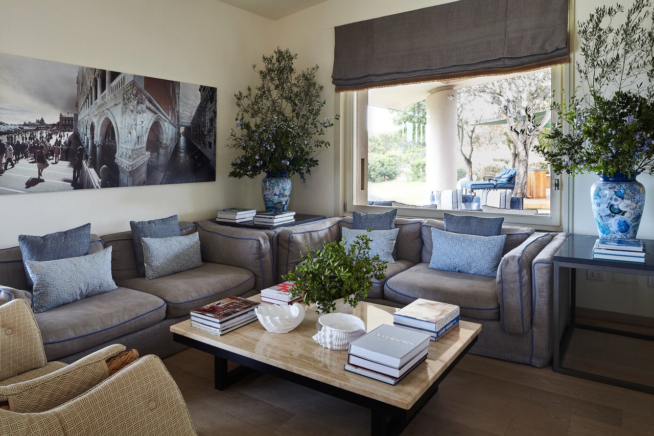 Breathtaking Beachfront Vacation Villa