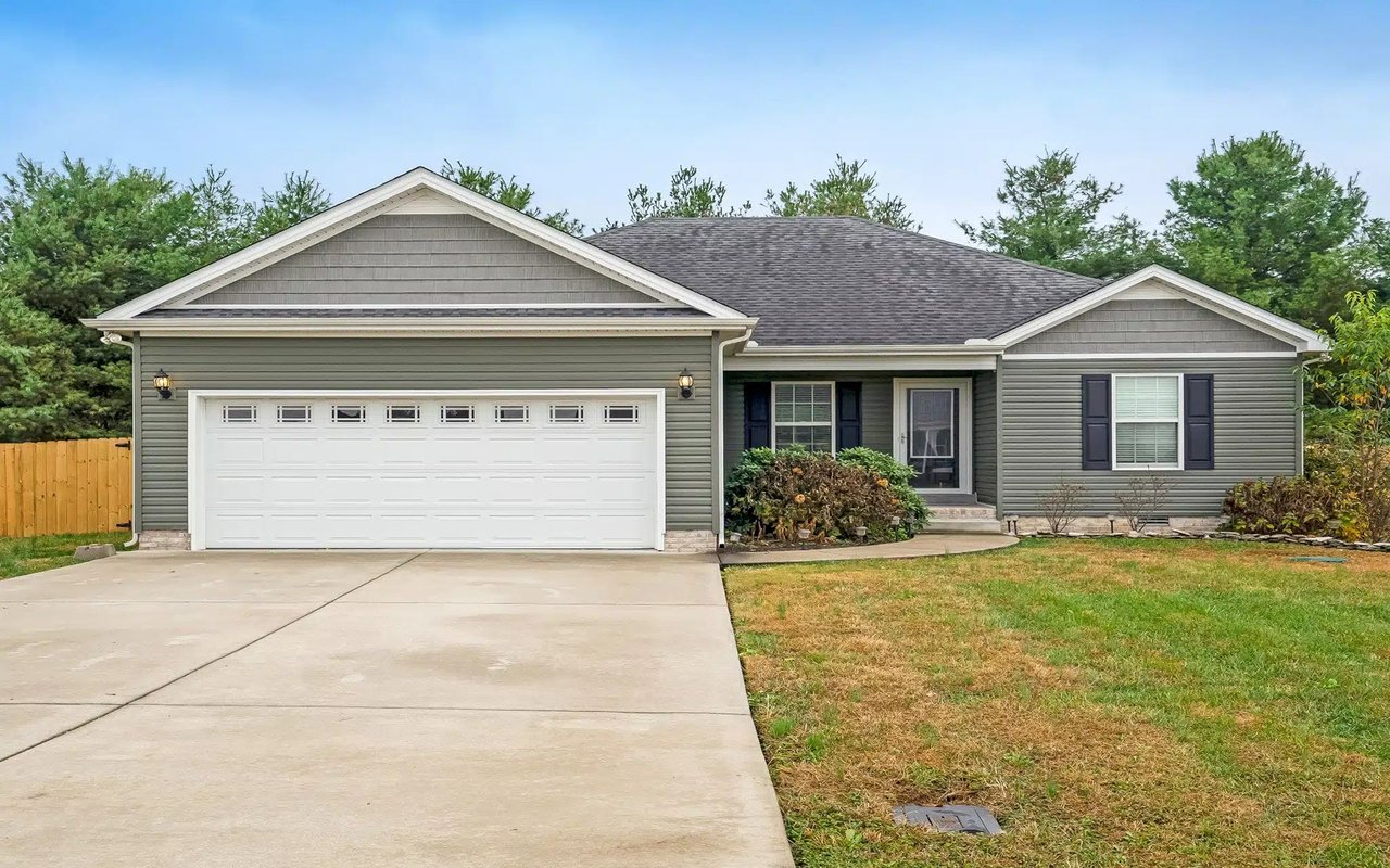 Like New 3BR 2BA in Blackman Schools Sold!