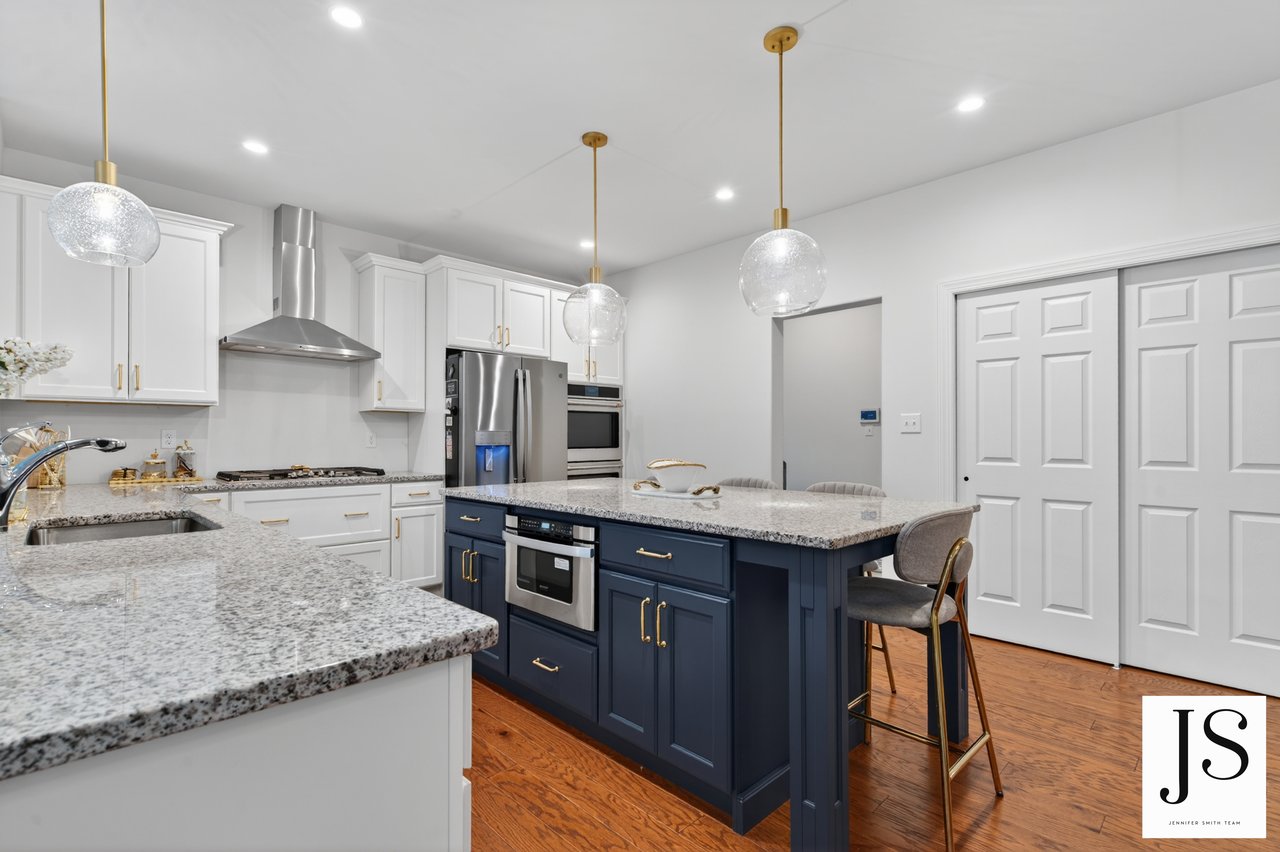 7 Overfield Ln, Glen Mills, PA 19342