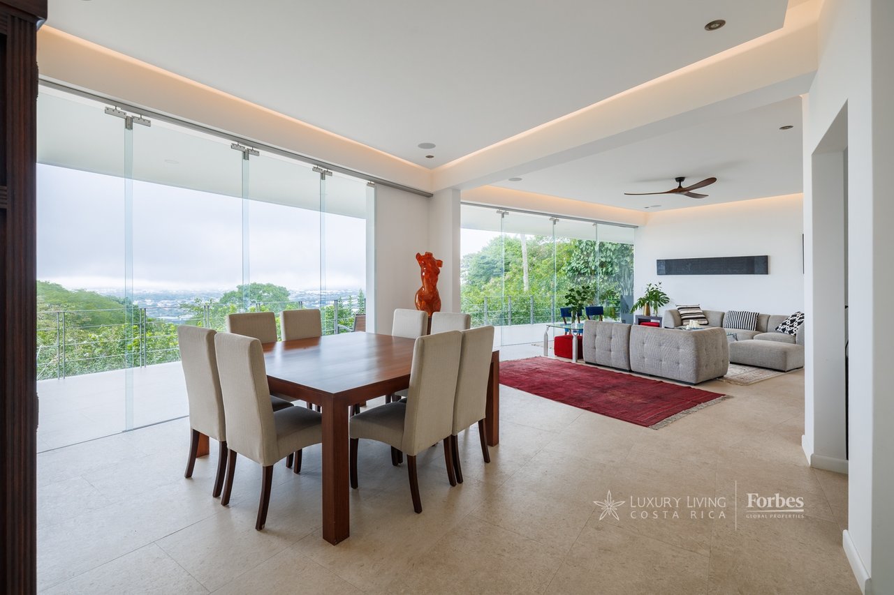 21363 - Modern Home with Panoramic Views in Villa Real 