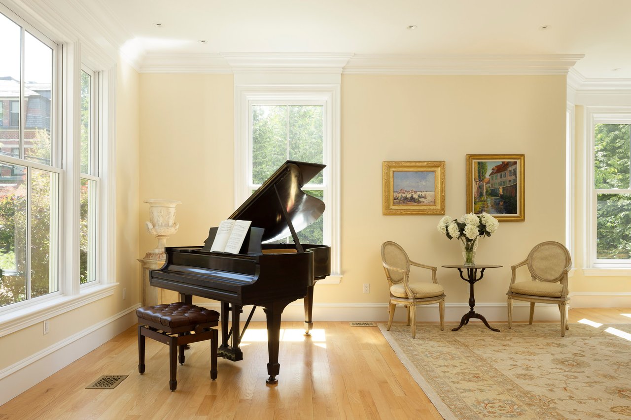 Grand Victorian
