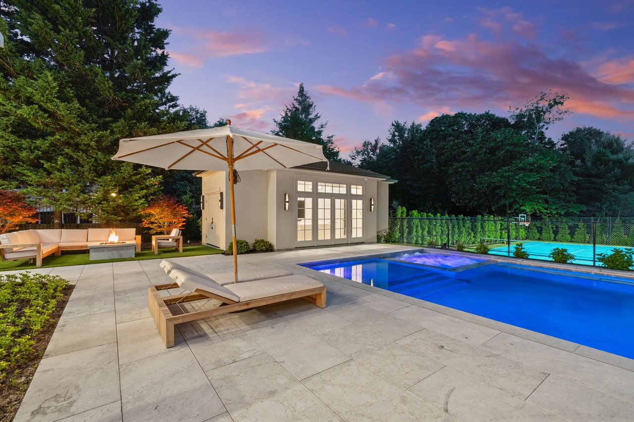 306 Hutchinson Road