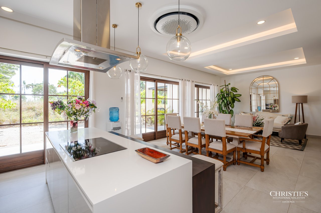 Ocean View Townhome in Hacienda Pinilla 