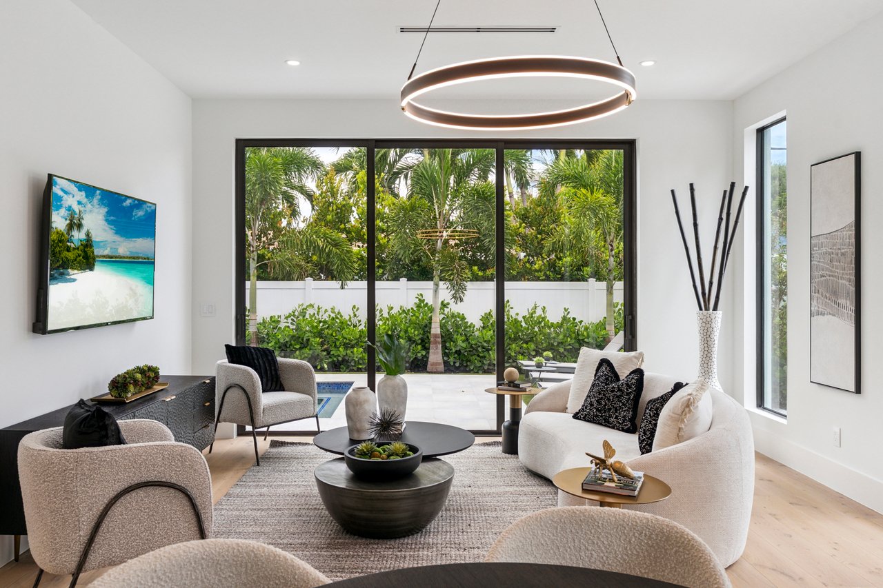 Boca Riviera Farmhouse
