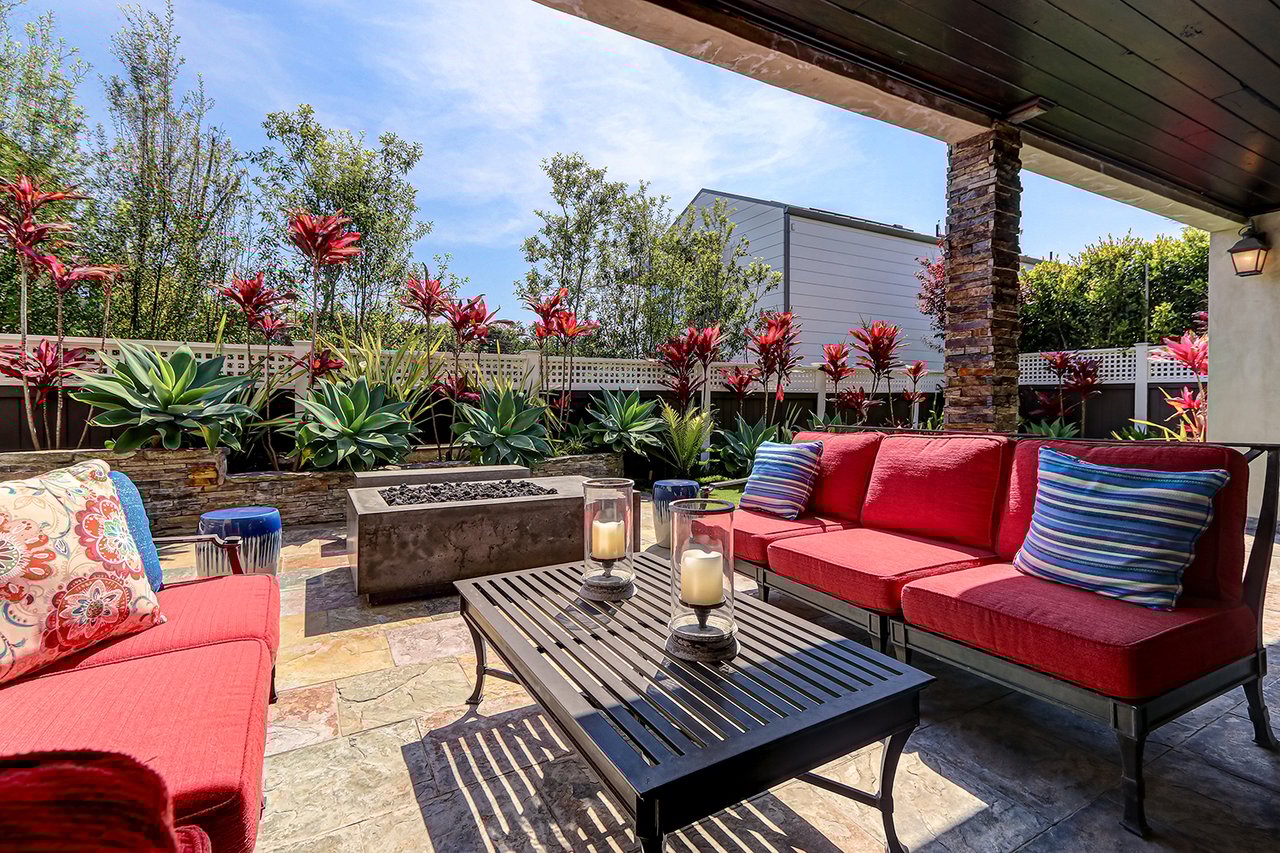 Hill Section View Home