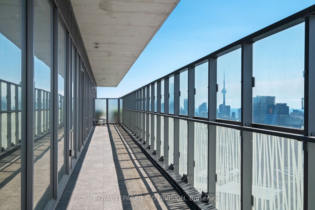 LUXURY ABOVE THE CITY PENTHOUSE