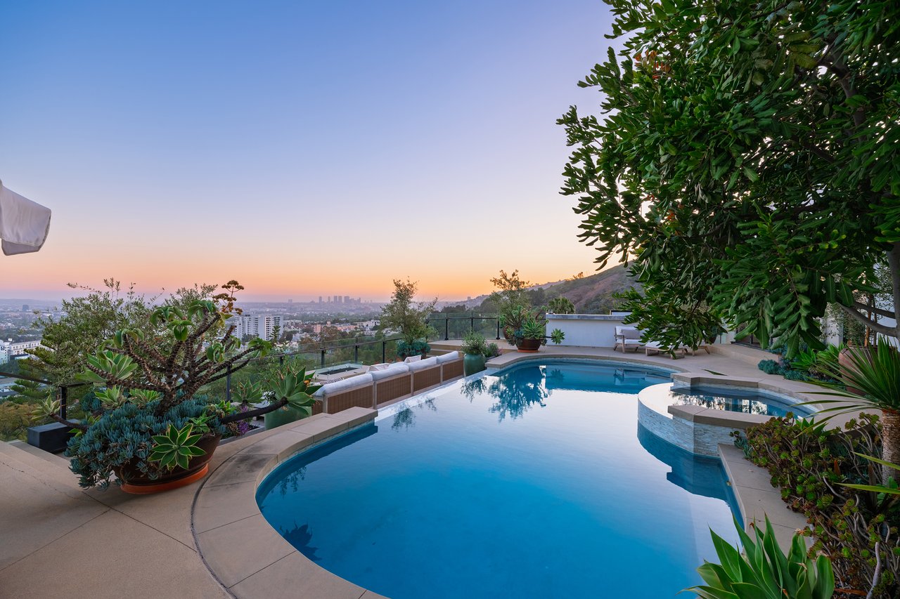 7100 La Presa Drive, hollywood hills