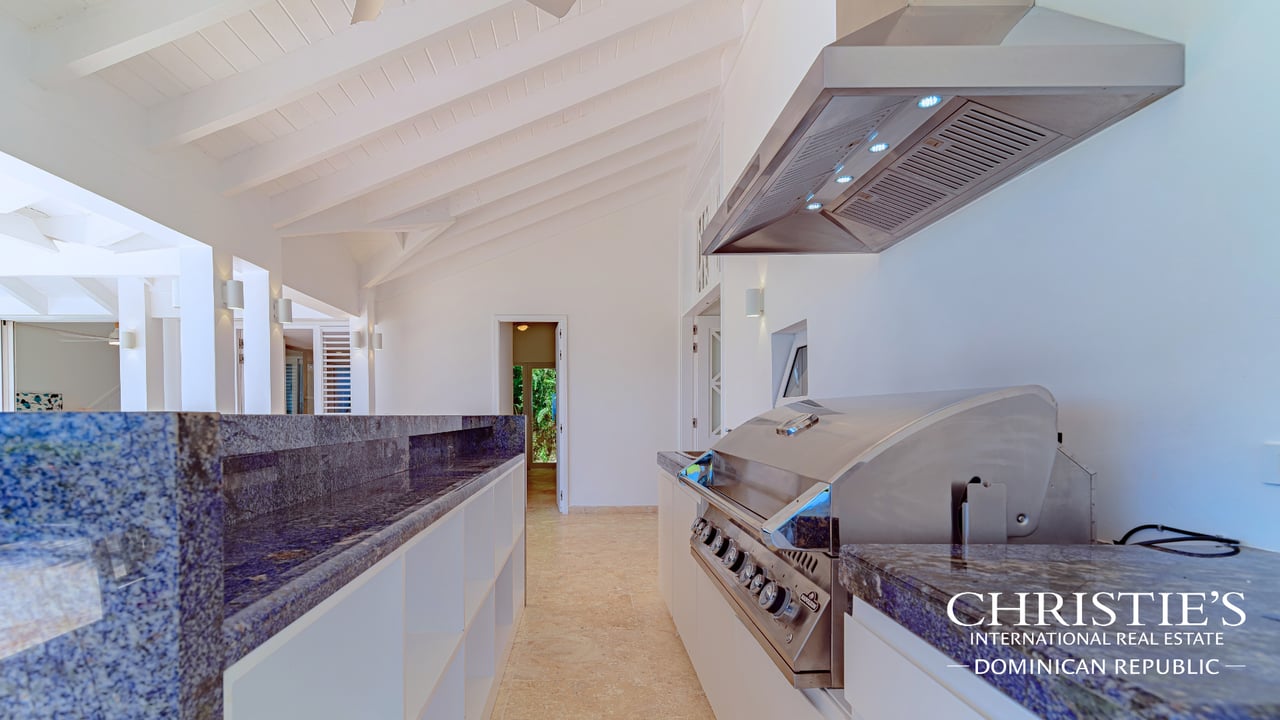 Luxury Ocean View Villa in the Puerto Bahía Resort Community