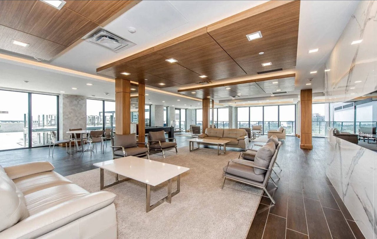20 Shore Breeze Dr Unit: 4401
