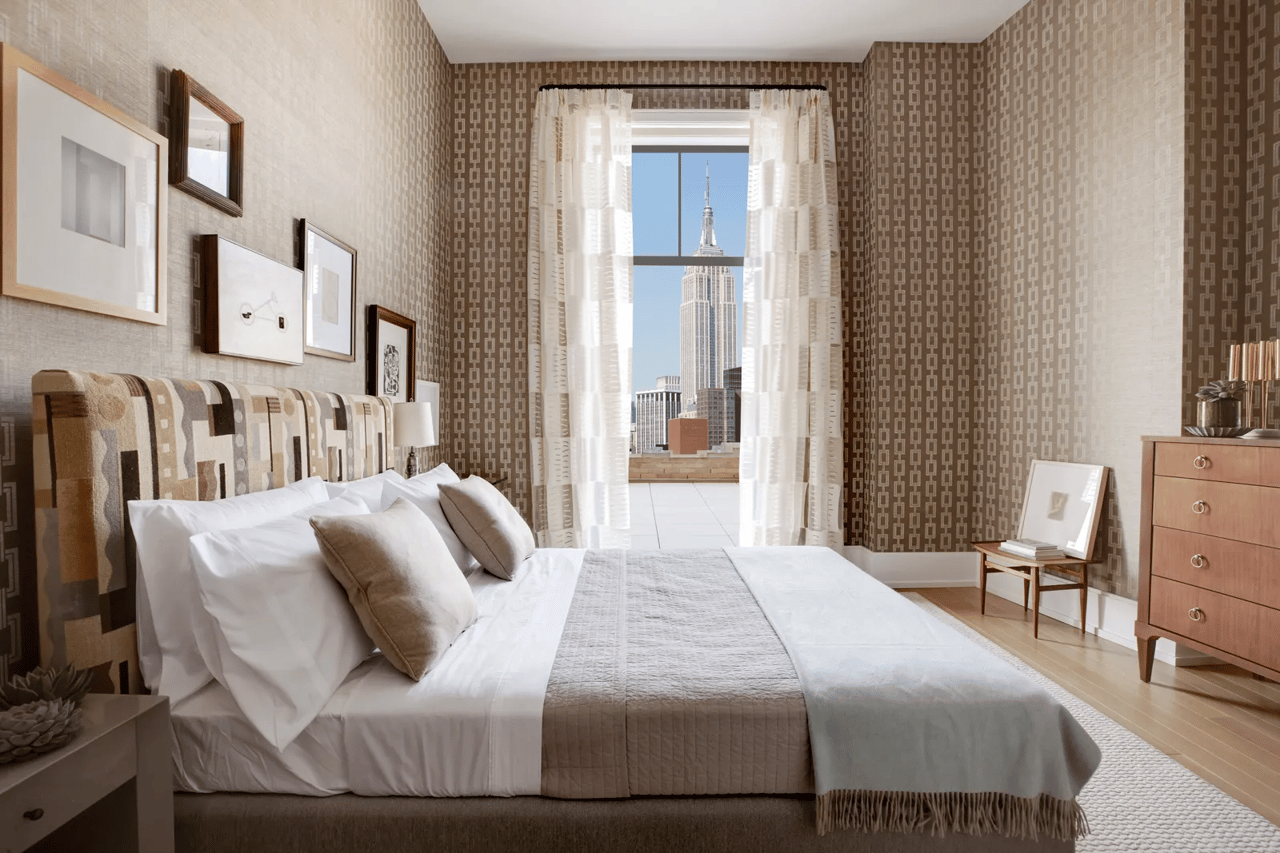 212 West 18th Street #8C