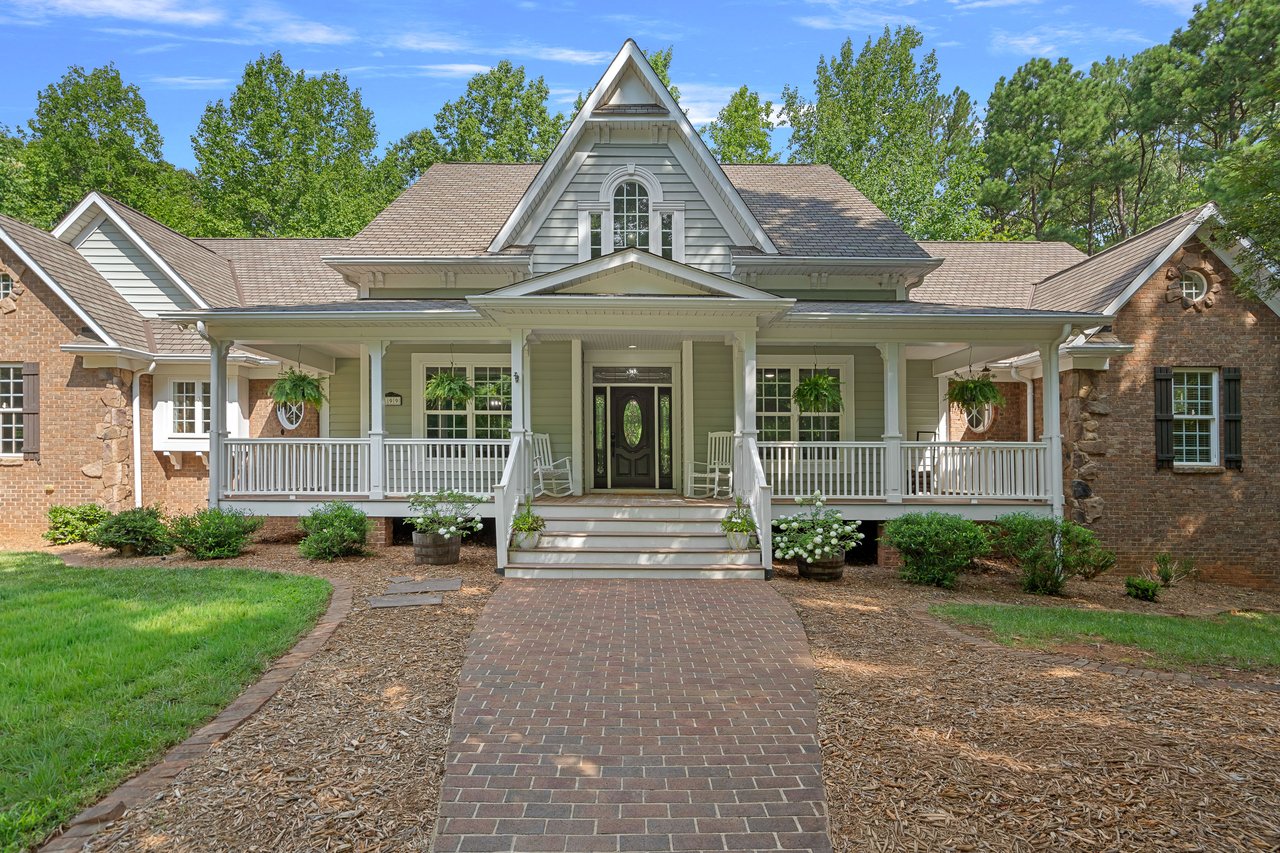 199 Robinson Road