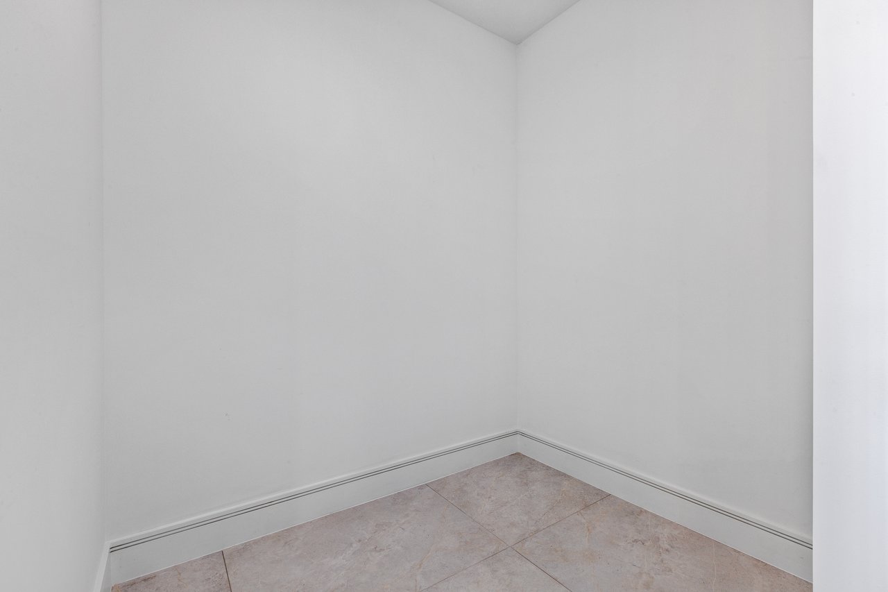 Murray Rd in Soso With Beautiful Water & Island Views