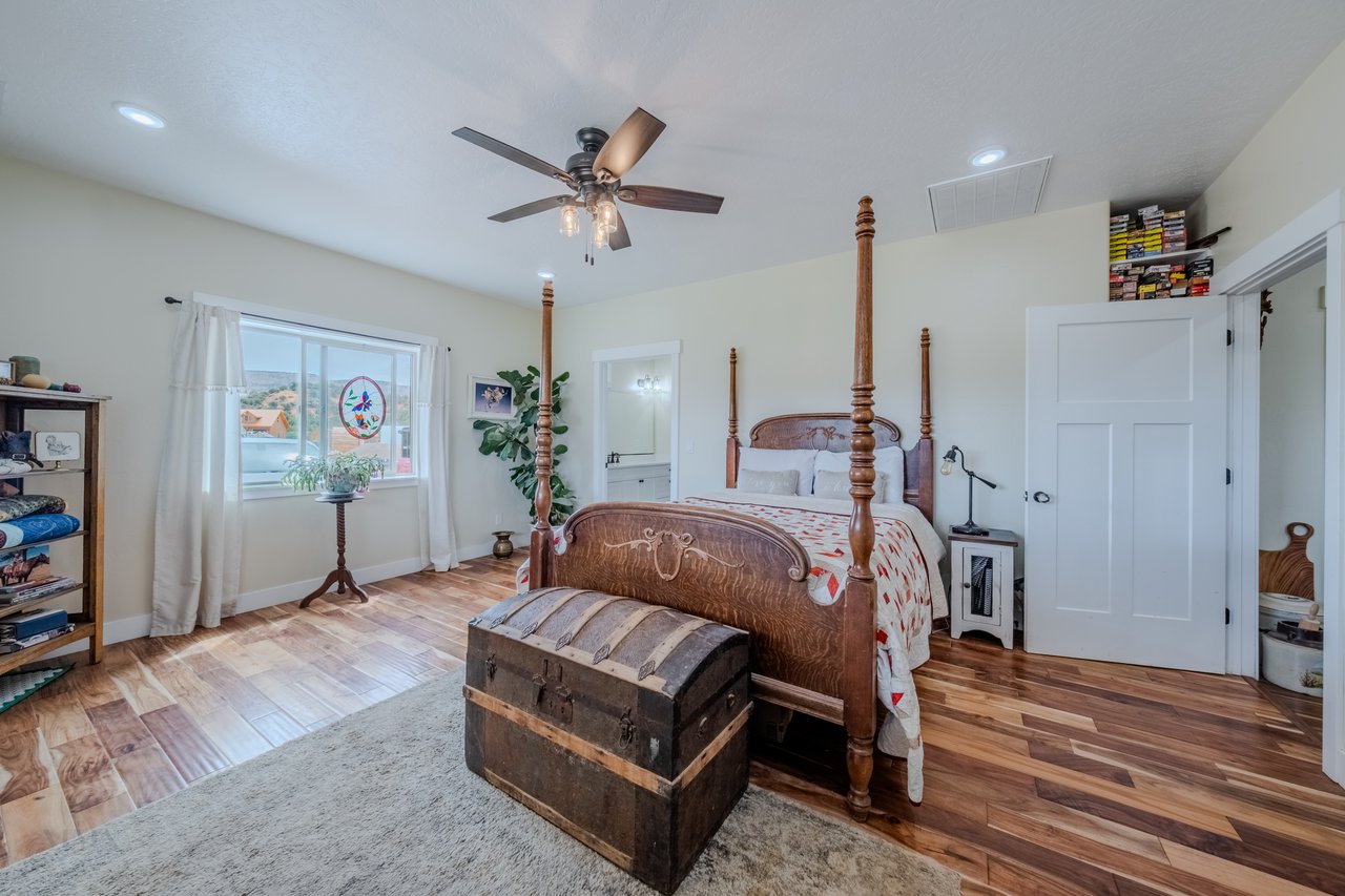 7395 N Johnson Canyon