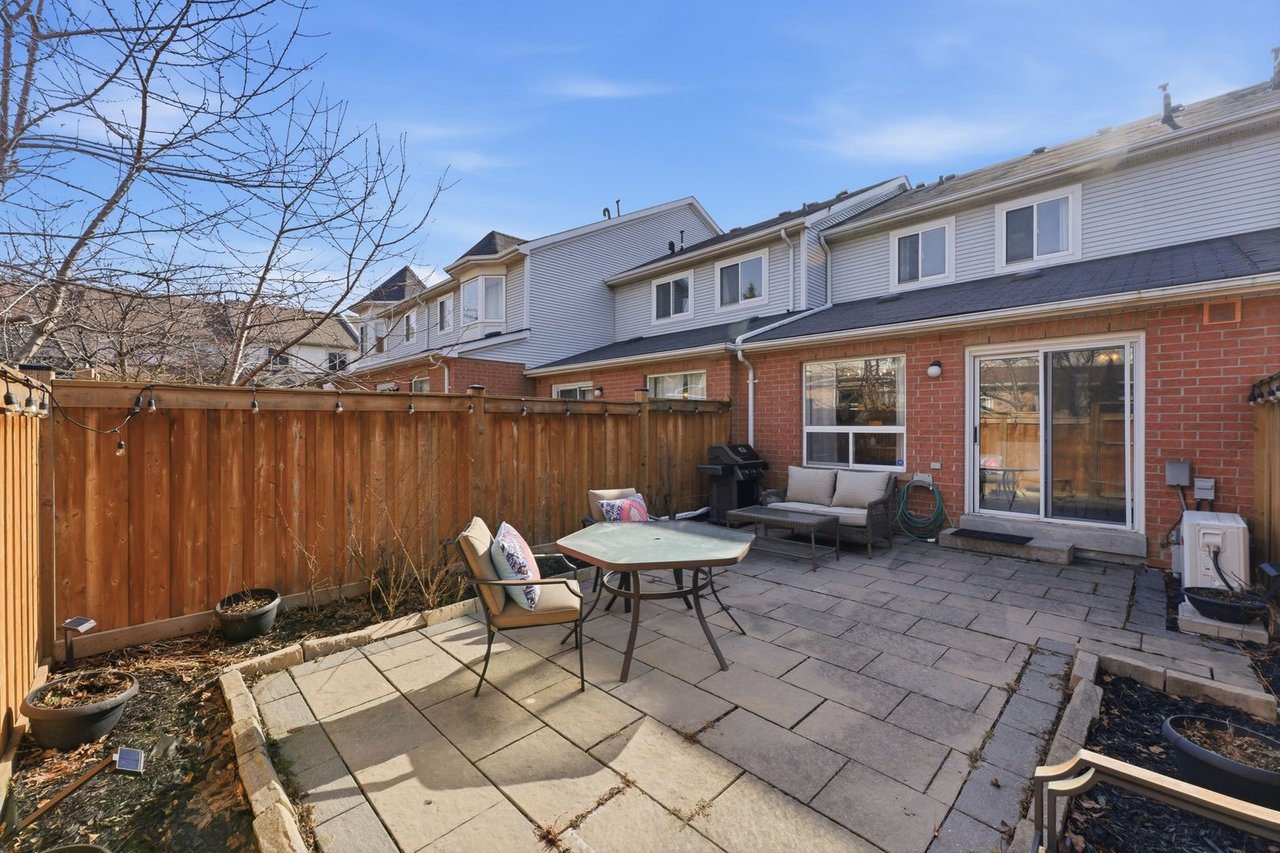 819 Village Green Blvd 27