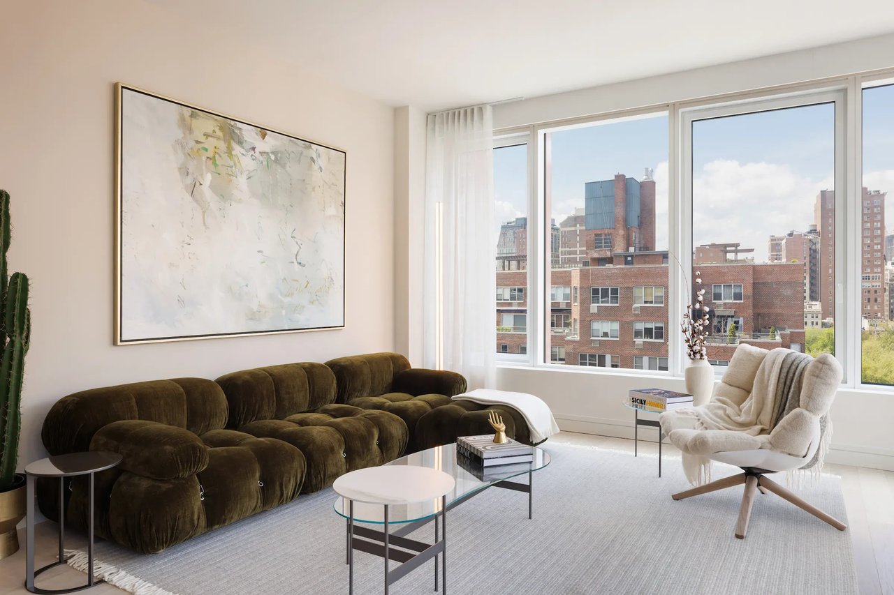 200 E 20th Street - Sleek Gramercy Condominium with Curved Glass Elegance