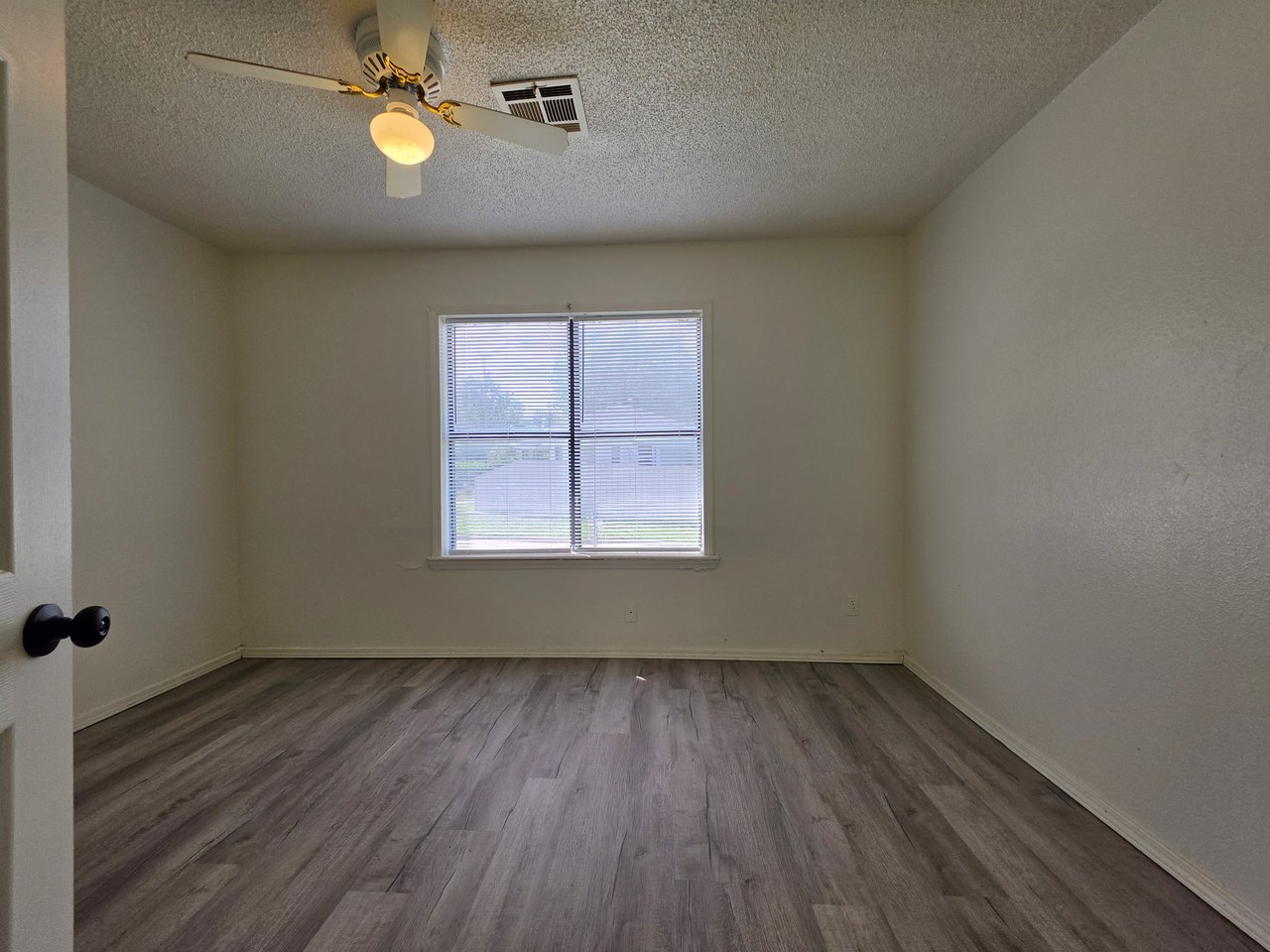 240 S Draper Ave