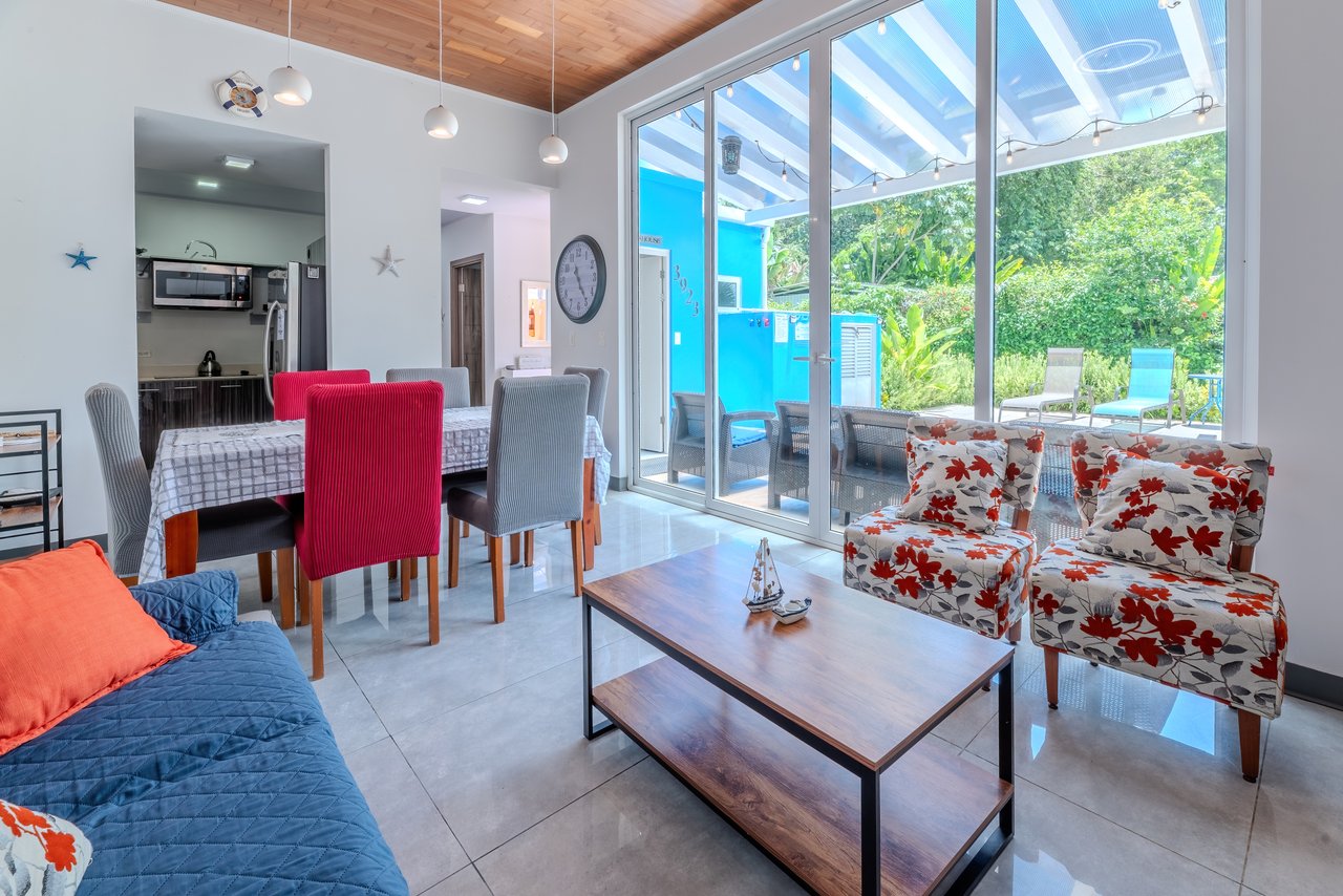 Playa Chamán Beach Home for Sale – 3 Br, Pool, Walk to the Beach | $329,000