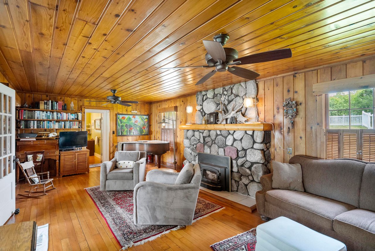 Burt Lake Cottage