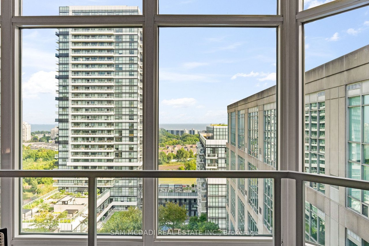 DREAMY TWO-STOREY PENTHOUSE