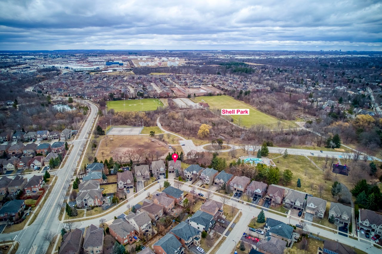 169 Spring Azure Cres