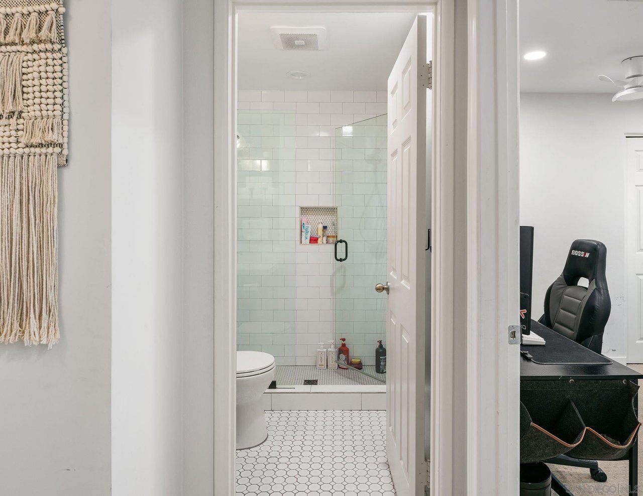 3491 Shawnee Rd san diego, CA 92117