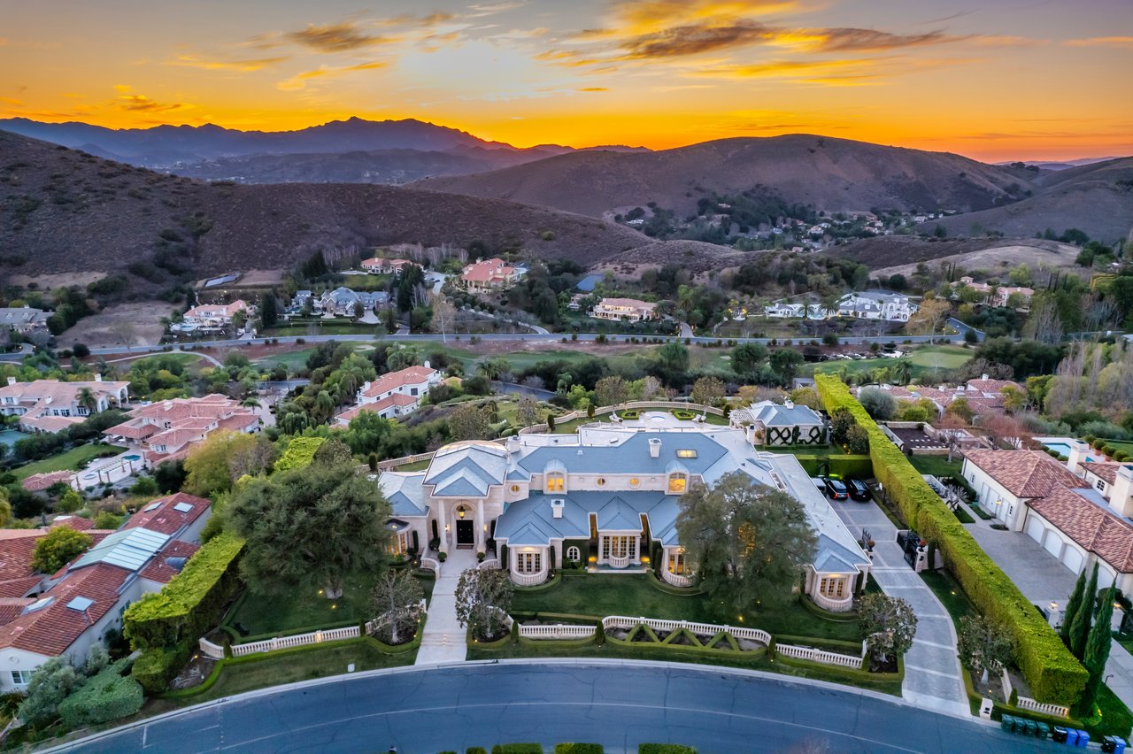 996 Vista Ridge Lane