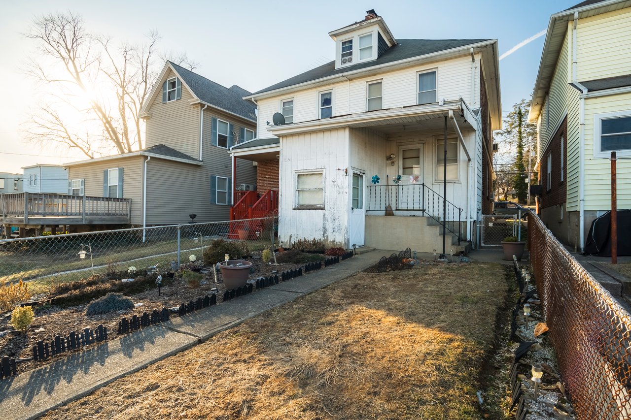 2268 Freemansburg Avenue