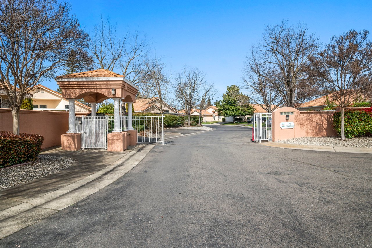 52 Bonaventure Ct