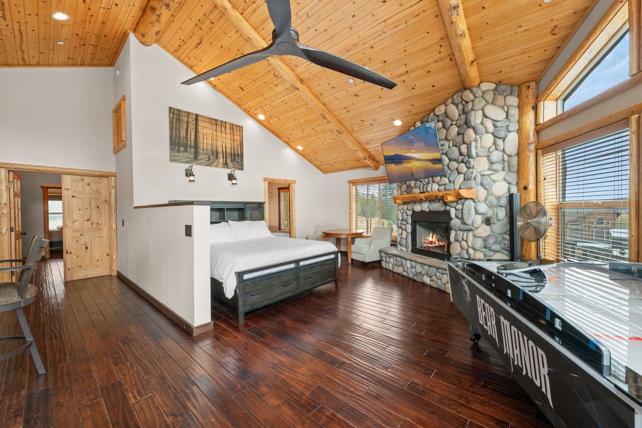 42539 Bear Loop N
