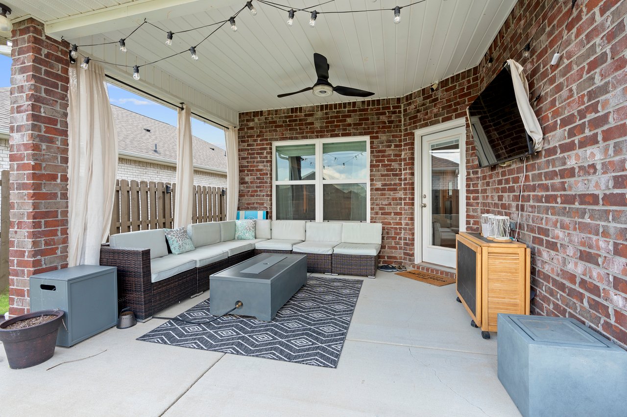 Modern Elegance with Outdoor Charm