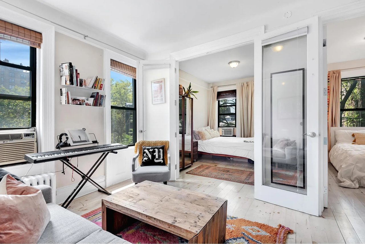 224 E 11th St, #22