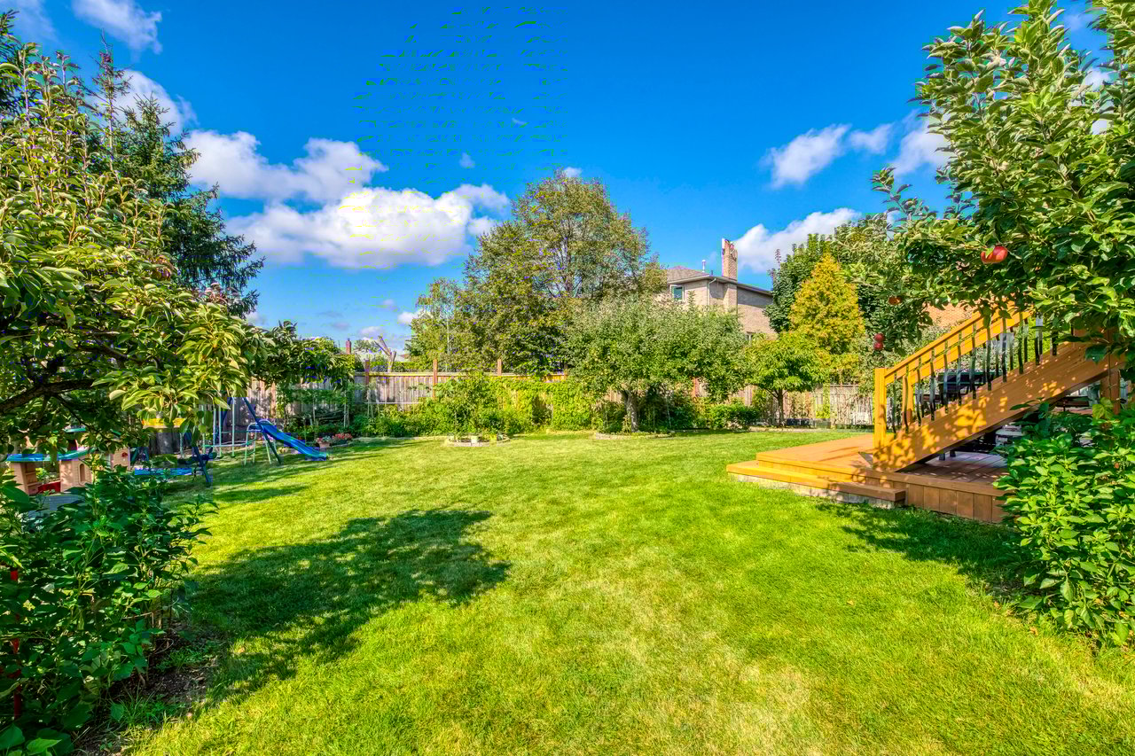 1473 Silky Rose Crt