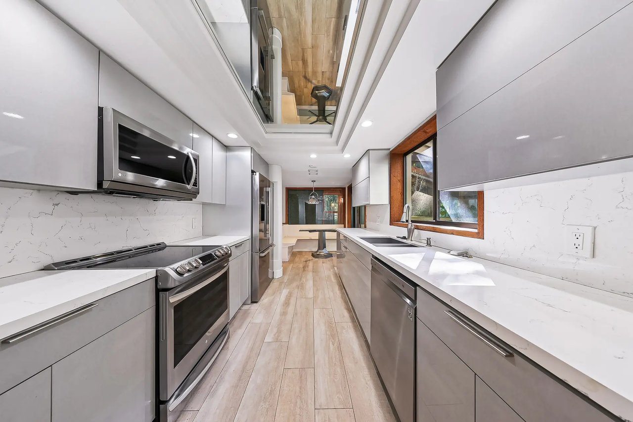 3192 Via Abitare Way